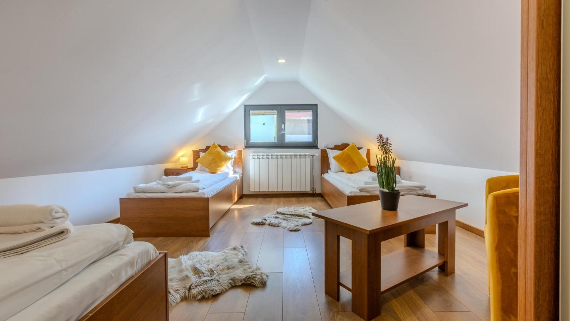 Sun Villas Accommodation Μπρασόβ Εξωτερικό φωτογραφία